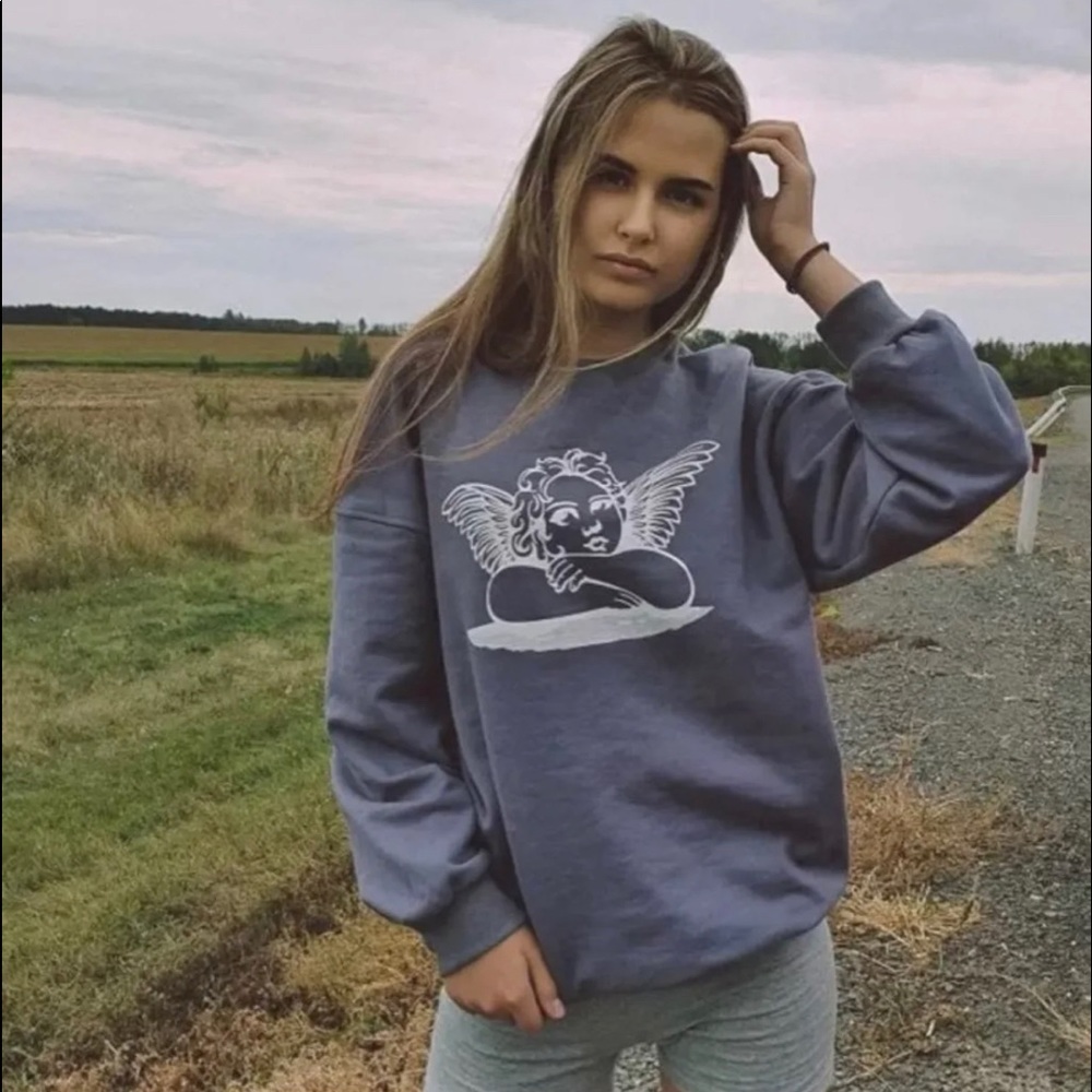 Angel gray crewneck
